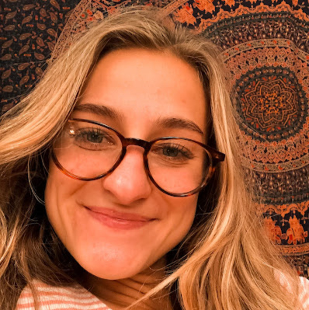 Meet your Posher, Madeline